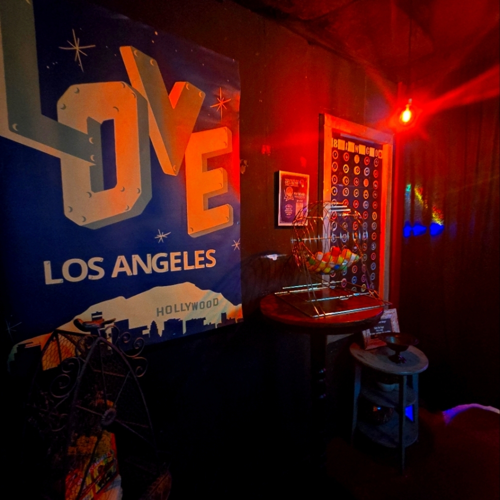 Love museum in Hollywood C.A   East Hollywood https://www.losangelesmuseumoflove